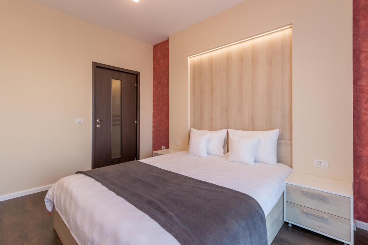 Modern Downtown Apartment Cluj-Napoca Exterior photo