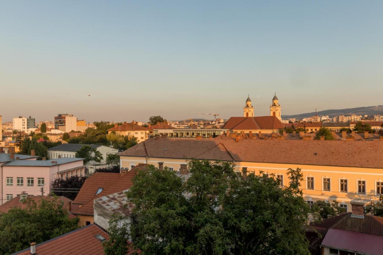 Modern Downtown Apartment Cluj-Napoca Exterior photo